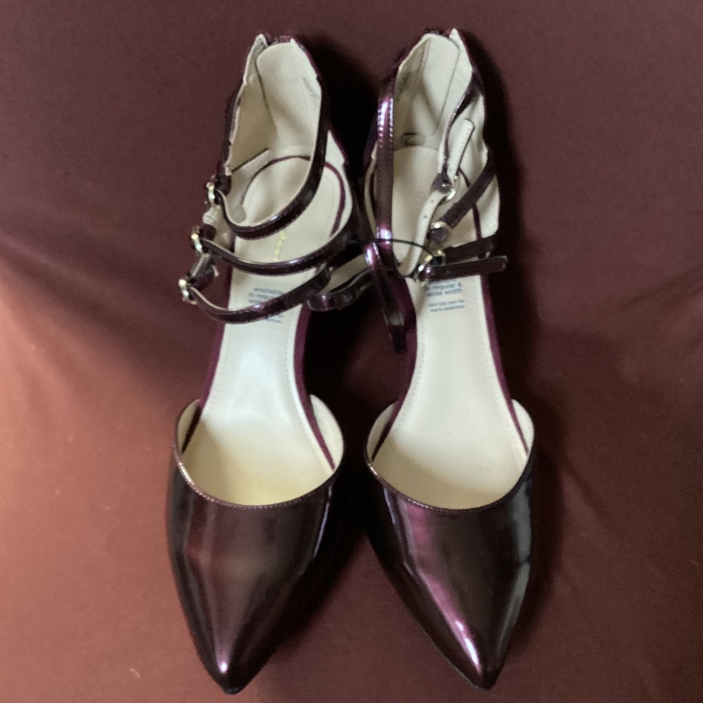 Liz Claiborne Hara Back Zip 3 Strap Heels Burgundy Suede and Faux Leather